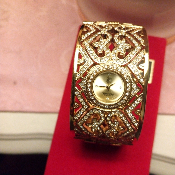Vintage Victoria Wreck Crystal Bangle Watch - Picture 2 of 7